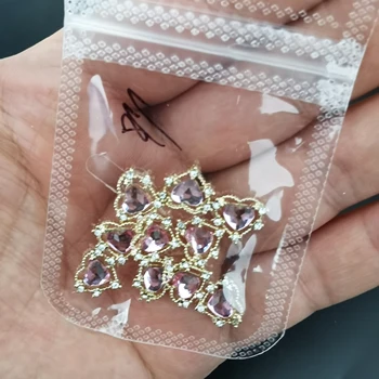 10PCS Láska Srdce Kovové Prívesky Dekorácie pre Dievčatá Darček Luxury Diamond Kamienkami Lesk Príslušenstvo Drahokamu Nechtov Dodávky