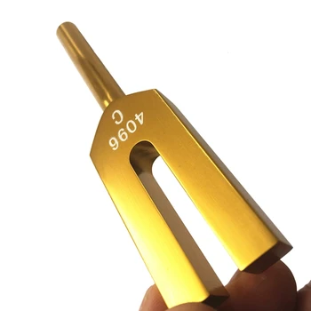 831C Hliníkovej Zliatiny Tuning Fork 4096 Hz Tuning Fork Crystal Ladenie Vidlica s Drevené Kladivo na Hojenie Zlatý/Modrá